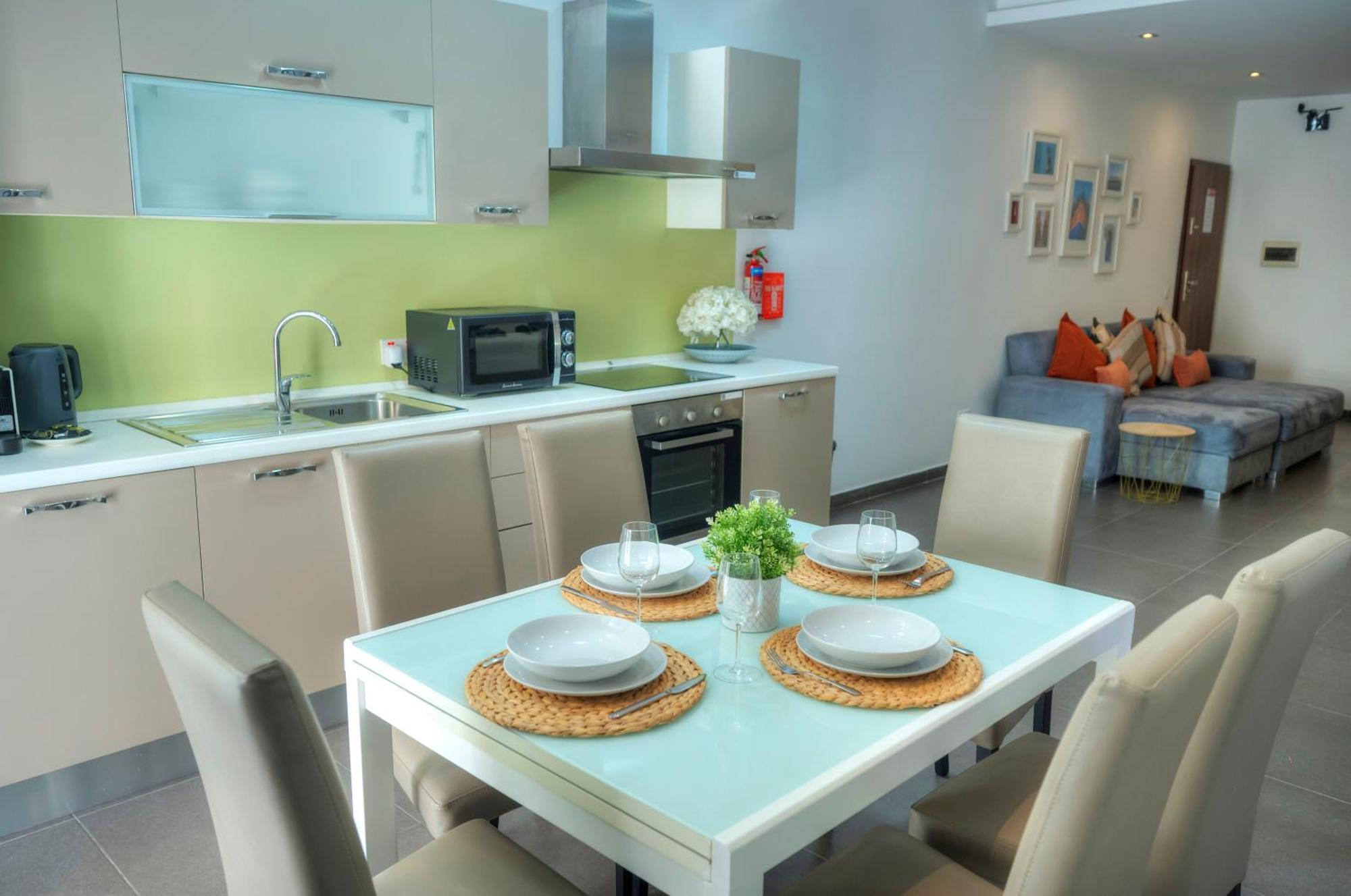 Bright & Large 2Bedrooms In Sliema Center Mpor1-1 Kültér fotó