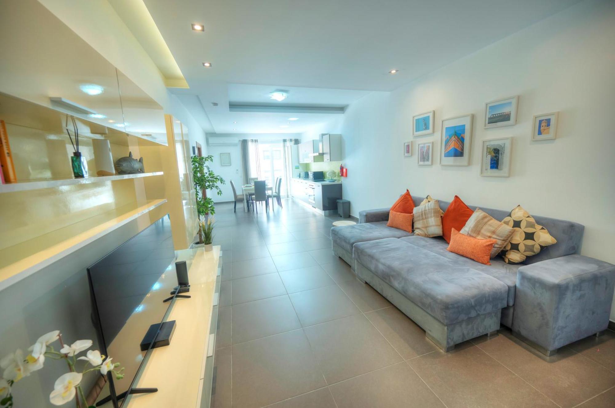Bright & Large 2Bedrooms In Sliema Center Mpor1-1 Kültér fotó