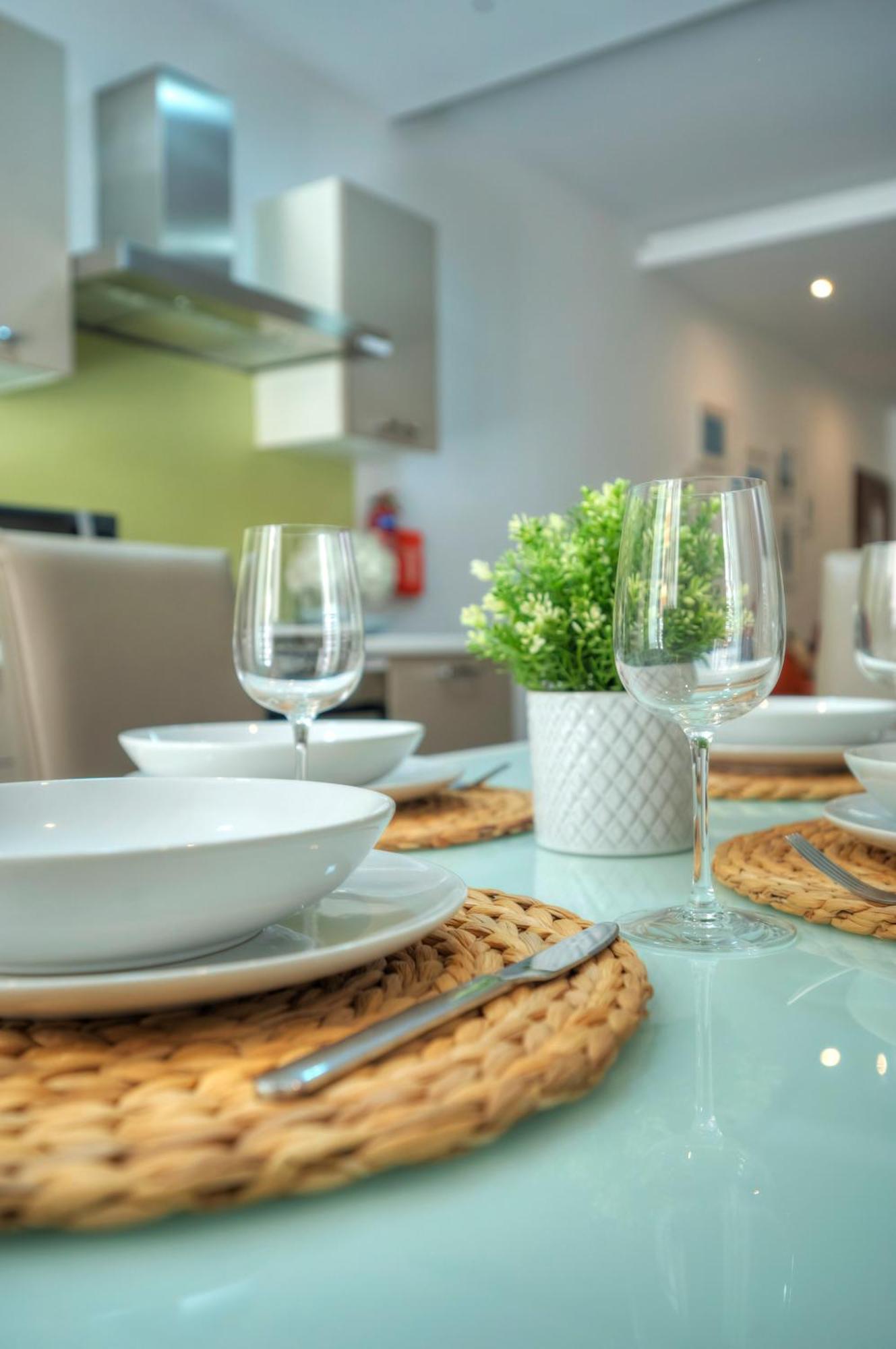 Bright & Large 2Bedrooms In Sliema Center Mpor1-1 Kültér fotó
