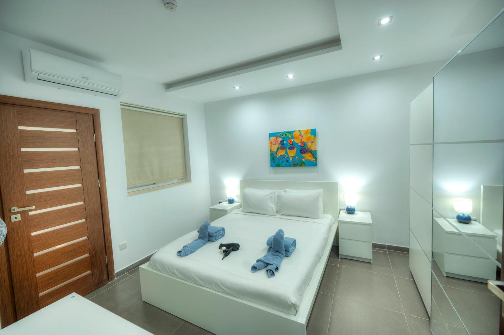 Bright & Large 2Bedrooms In Sliema Center Mpor1-1 Kültér fotó